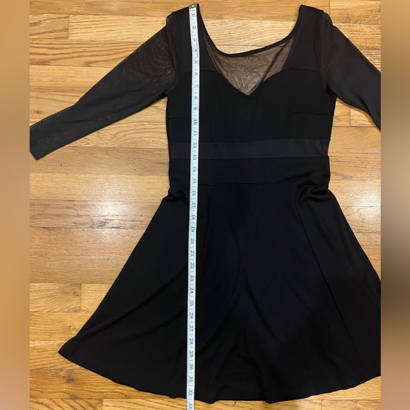 H&M Skater Dress - Picture 6 of 8